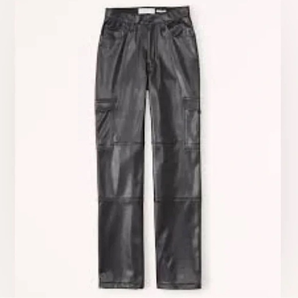 Abercrombie The 90s Relaxed Jean High Rise vegan leather - Picture 2 of 16